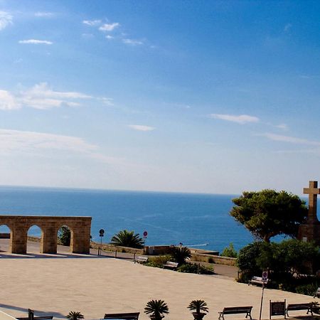 Albergo Del Santuario Santa Maria di Leuca Exterior photo